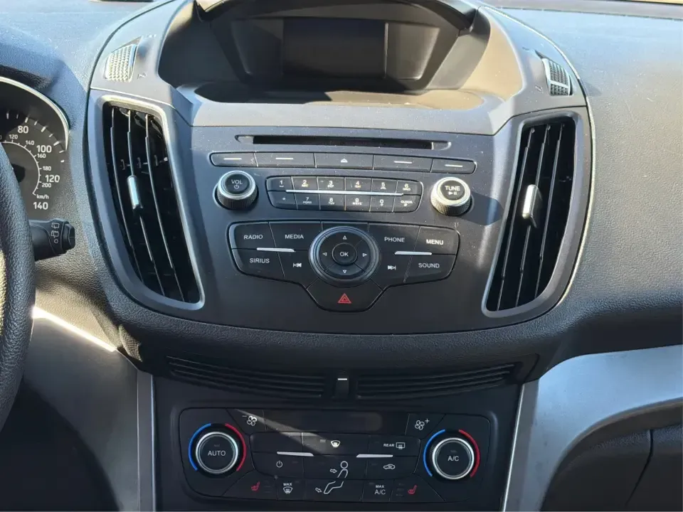 2018 Ford Escape SE FWD (1FMCU0GD6JU) with an 1.5L L4 DOHC 16V engine, 6A transmission, located at 1099 N County Rd 25A , Troy, OH, 45373, (937) 908-9800, 40.057079, -84.212883 - Weekday commute down I75, school drop-offs, and spontaneous weekend getaways to Charleston Falls Preserve all get easier in a compact SUV that fits real life. This 2018 Ford Escape SE FWD is a smart pick for Troy, Ohio drivers who want SUV versatility without the bulk-easy to park near downtown Troy- Photo#13