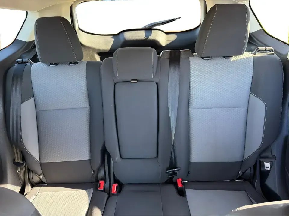2018 Ford Escape SE FWD (1FMCU0GD6JU) with an 1.5L L4 DOHC 16V engine, 6A transmission, located at 1099 N County Rd 25A , Troy, OH, 45373, (937) 908-9800, 40.057079, -84.212883 - Weekday commute down I75, school drop-offs, and spontaneous weekend getaways to Charleston Falls Preserve all get easier in a compact SUV that fits real life. This 2018 Ford Escape SE FWD is a smart pick for Troy, Ohio drivers who want SUV versatility without the bulk-easy to park near downtown Troy- Photo#14