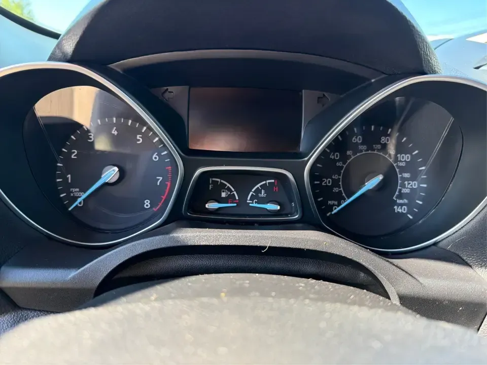 2018 Ford Escape SE FWD (1FMCU0GD6JU) with an 1.5L L4 DOHC 16V engine, 6A transmission, located at 1099 N County Rd 25A , Troy, OH, 45373, (937) 908-9800, 40.057079, -84.212883 - Weekday commute down I75, school drop-offs, and spontaneous weekend getaways to Charleston Falls Preserve all get easier in a compact SUV that fits real life. This 2018 Ford Escape SE FWD is a smart pick for Troy, Ohio drivers who want SUV versatility without the bulk-easy to park near downtown Troy- Photo#15