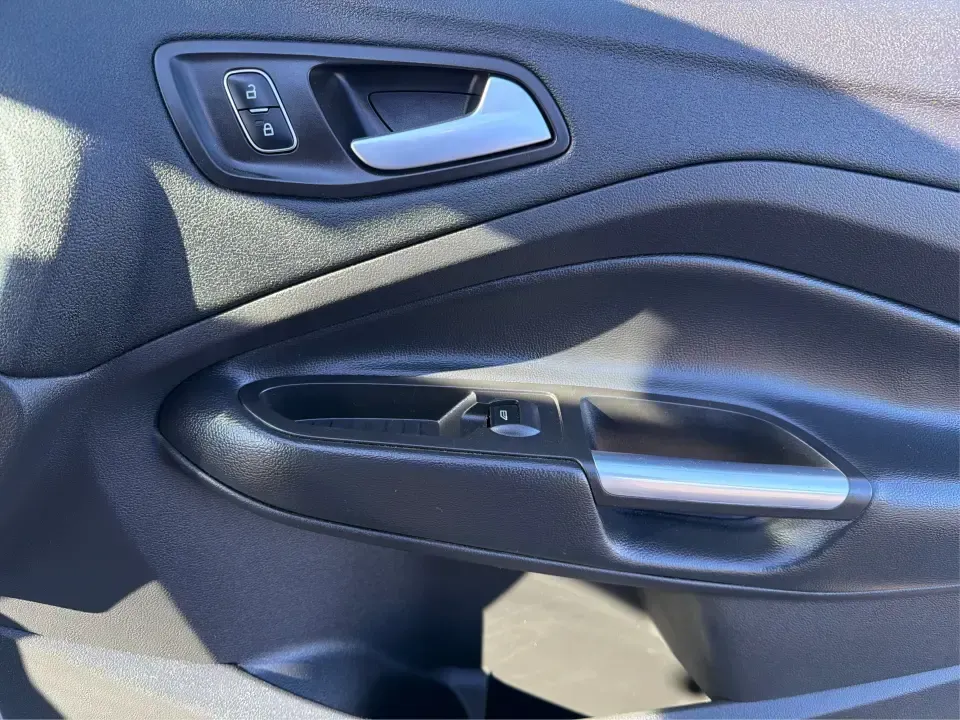 2018 Ford Escape SE FWD (1FMCU0GD6JU) with an 1.5L L4 DOHC 16V engine, 6A transmission, located at 1099 N County Rd 25A , Troy, OH, 45373, (937) 908-9800, 40.057079, -84.212883 - Weekday commute down I75, school drop-offs, and spontaneous weekend getaways to Charleston Falls Preserve all get easier in a compact SUV that fits real life. This 2018 Ford Escape SE FWD is a smart pick for Troy, Ohio drivers who want SUV versatility without the bulk-easy to park near downtown Troy- Photo#20