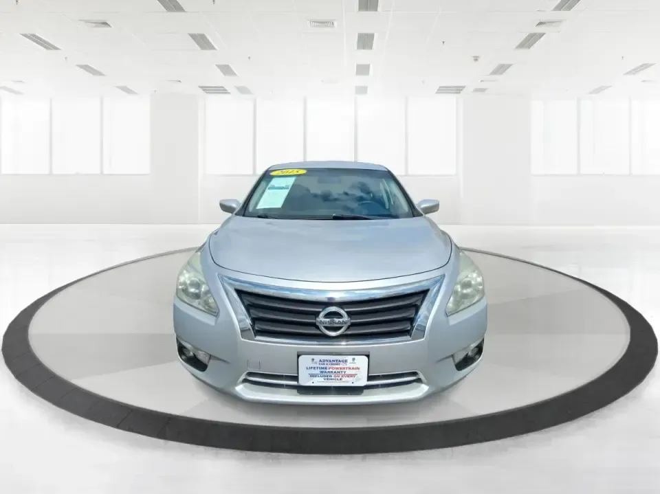 2015 Nissan Altima 2.5 SV (1N4AL3AP6FC) with an 2.5L I-4 DOHC engine, Continuously Variable Transmission transmission, located at 401 Woodman Dr, Riverside, OH, 45431, (937) 908-9800, 39.760899, -84.123421 - Picture your next week: an easy I-675 commute, a comfortable school drop-off run, and a spontaneous weekend drive to Carillon Historical Park or along the Mad River-without driving something oversized or expensive to fuel. This **2015 Nissan Altima 2.5 SV** is the kind of practical, confidence-build - Photo#7