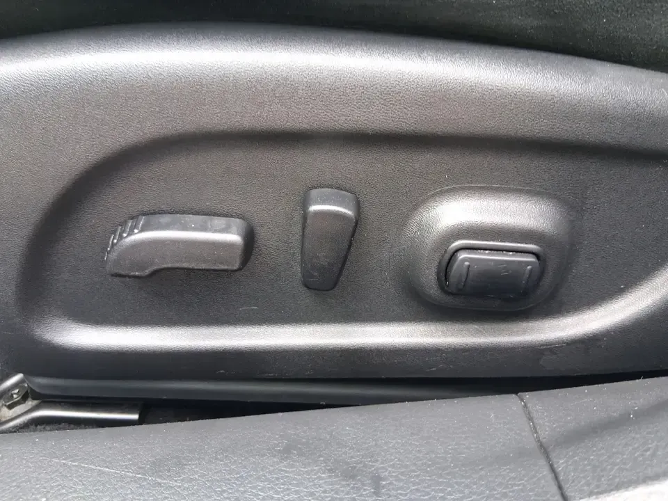 2015 Nissan Altima 2.5 SV (1N4AL3AP6FC) with an 2.5L I-4 DOHC engine, Continuously Variable Transmission transmission, located at 401 Woodman Dr, Riverside, OH, 45431, (937) 908-9800, 39.760899, -84.123421 - Picture your next week: an easy I-675 commute, a comfortable school drop-off run, and a spontaneous weekend drive to Carillon Historical Park or along the Mad River-without driving something oversized or expensive to fuel. This **2015 Nissan Altima 2.5 SV** is the kind of practical, confidence-build - Photo#16