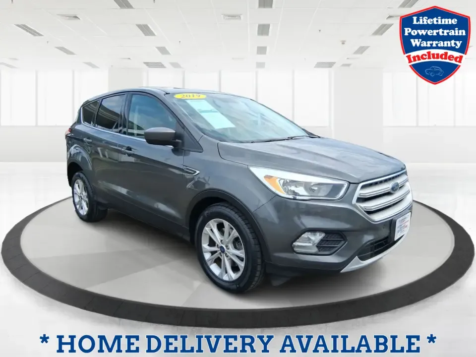 photo of 2019 Ford Escape SE