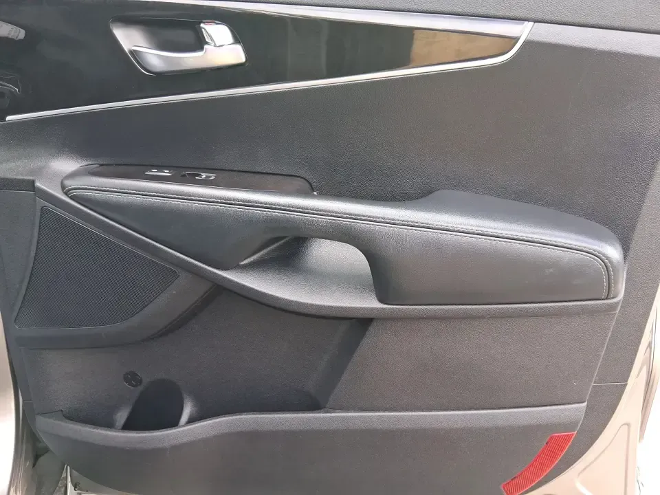 2017 Kia Sorento 2.4L LX (5XYPG4A30HG) with an 2.4L I-4 gasoline direct injection engine, 6A transmission, located at 1951 S Dayton Lakeview Rd., New Carlisle, OH, 45344, (937) 908-9800, 39.890999, -84.050255 - Picture your next weekend: the family packed up for a day at Carillon Historical Park, groceries loaded after a quick stop near The Greene, and plenty of room left for sports gear or a stroller-without feeling like you're driving something bulky. This 2017 Kia Sorento LX is built for real life in th - Photo#18