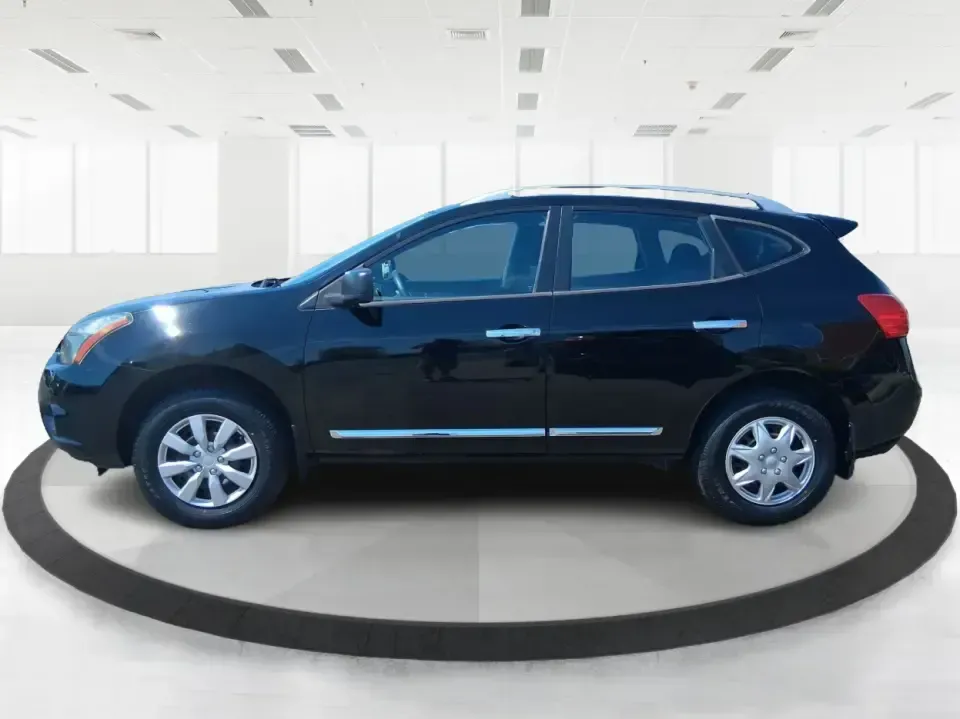 2015 Nissan Rogue S (JN8AS5MV4FW) with an 2.5L I-4 DOHC engine, Continuously Variable Transmission transmission, located at 401 Woodman Dr, Riverside, OH, 45431, (937) 908-9800, 39.760899, -84.123421 - Pack up the kids, load the groceries, or point the nose toward a weekend getaway-this 2015 Nissan Rogue S is the kind of practical SUV that fits real life in Riverside. With confident all-weather capability, flexible cargo space, and everyday comfort, it's ideal for commuters running up and down I-6 - Photo#5