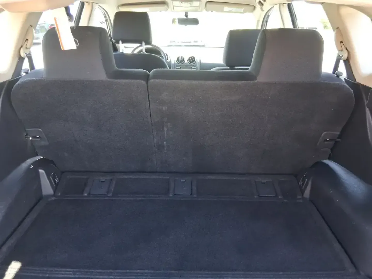 2015 Nissan Rogue S (JN8AS5MV4FW) with an 2.5L I-4 DOHC engine, Continuously Variable Transmission transmission, located at 1951 S Dayton Lakeview Rd., New Carlisle, OH, 45344, (937) 908-9800, 39.890999, -84.050255 - Pack up the kids, load the groceries, or point the nose toward a weekend getaway-this 2015 Nissan Rogue S is the kind of practical SUV that fits real life in Riverside. With confident all-weather capability, flexible cargo space, and everyday comfort, it's ideal for commuters running up and down I-6 - Photo#12