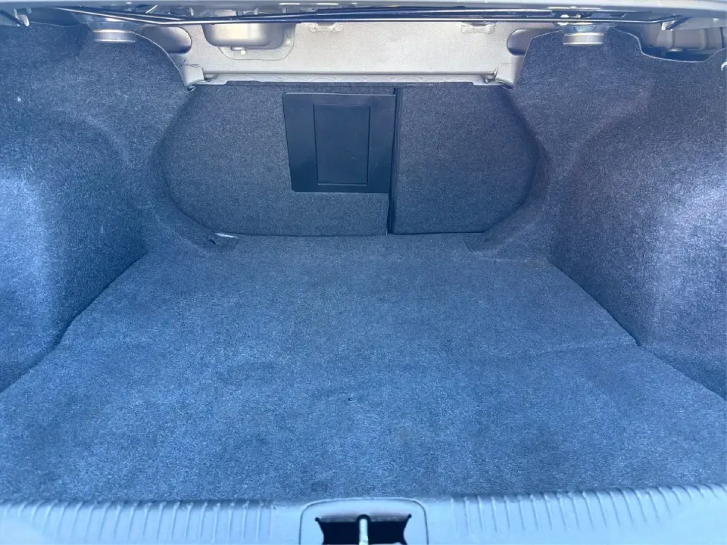 2016 Chrysler 200 Limited Platinum (1C3CCCABXGN) with an 2.4L L4 DOHC 16V engine, 9A transmission, located at 1230 East Main St, Xenia, OH, 45385, (937) 908-9800, 39.688026, -83.910172 - Picture your next weekday commute down I675 or a smooth evening drive past Wright State University-quiet cabin, premium touches, and the kind of comfort that makes errands, school drop-offs, and date nights feel effortless. This 2016 Chrysler 200 Limited Platinum in Billet Silver Metallic Clearcoat - Photo#12