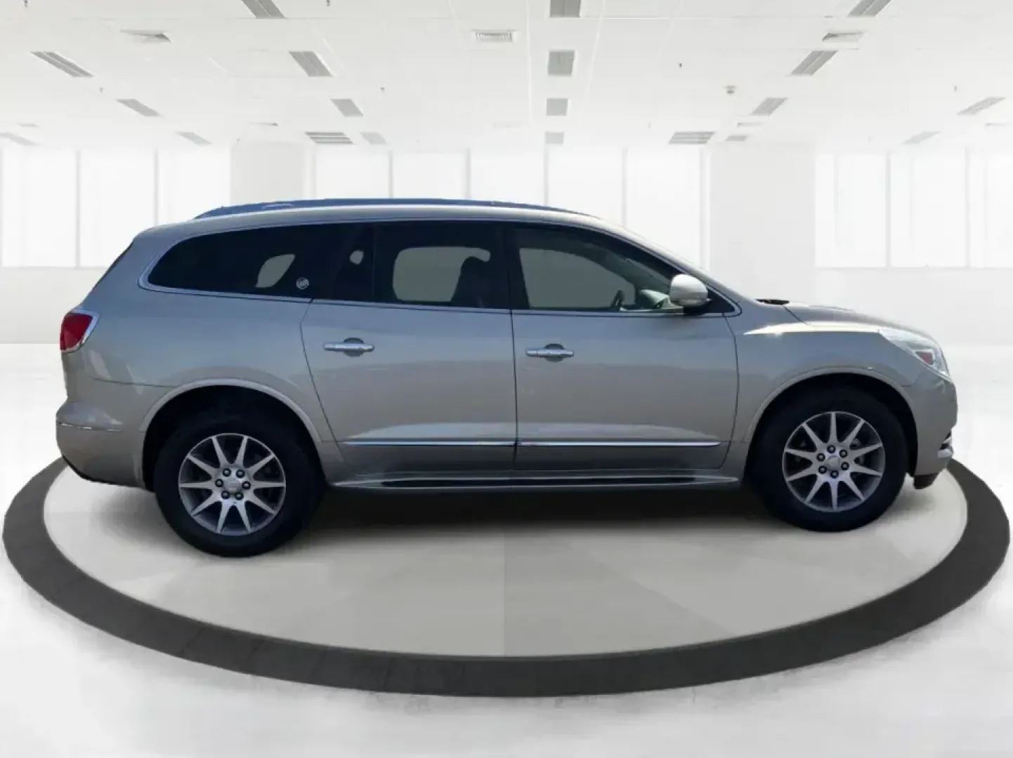 2016 Buick Enclave Leather (5GAKVBKD6GJ) with an 3.6L V-6 gasoline direct injection engine, 6-Speed Automatic Overdrive transmission, located at 1184 Kauffman Ave, Fairborn, OH, 45324, (937) 908-9800, 39.807072, -84.030914 - Need one vehicle that can handle school drop-offs, grocery runs, and a weekend road trip down I-75 without feeling cramped? This 2016 Buick Enclave Leather in Iridium Metallic is built for real-life family logistics and comfortable commuting around Moraine, Dayton, and the Miami Valley-offering thre - Photo#1