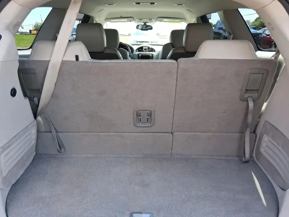 2016 Buick Enclave Leather (5GAKVBKD1GJ) with an 3.6L V-6 gasoline direct injection engine, 6-Speed Automatic Overdrive transmission, located at 1184 Kauffman Ave, Fairborn, OH, 45324, (937) 908-9800, 39.807072, -84.030914 - Weekend road trips to Yellow Springs, daily school runs across Fairborn, or a comfortable commute down I675 toward Dayton-this 2016 Buick Enclave Leather is built for real life when you need space, confidence, and premium comfort without the premium price. Finished in Ebony Twilight Metallic, this f - Photo#12