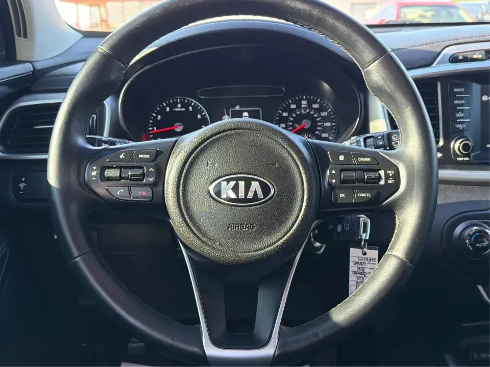 2018 Kia Sorento 2.4L LX (5XYPGDA36JG) with an 2.4L I-4 gasoline direct injection engine, 6A transmission, located at 1099 N County Rd 25A , Troy, OH, 45373, (937) 908-9800, 40.057079, -84.212883 - Build your next chapter around an SUV that's ready for school drop-offs, long commutes up I75, and weekend getaways to Charleston Falls Preserve or a family day near the Miami County Fairgrounds. This 2018 Kia Sorento LX in Snow White Pearl is the kind of practical, go-anywhere crossover that fits r - Photo#16
