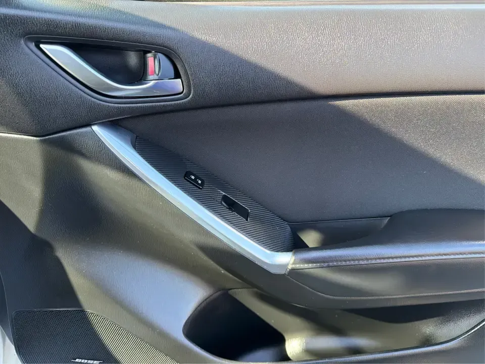 2016 Mazda CX-5 Touring (JM3KE4CYXG0) with an SKYACTIV-G 2.5L I-4 gasoline direct injection engine, 6-Speed Automatic transmission, located at 8750 N County Rd 25A, Piqua, OH, 45356, (937) 908-9800, 40.164391, -84.232513 - Pack up the kids, load the groceries, or point the nose toward a weekend road trip-this 2016 Mazda CX-5 Touring is the kind of SUV that fits real life in Piqua. With confident all-weather capability and a comfortable, well-equipped cabin, it's a smart choice for commuters running up and down I75, fa - Photo#19