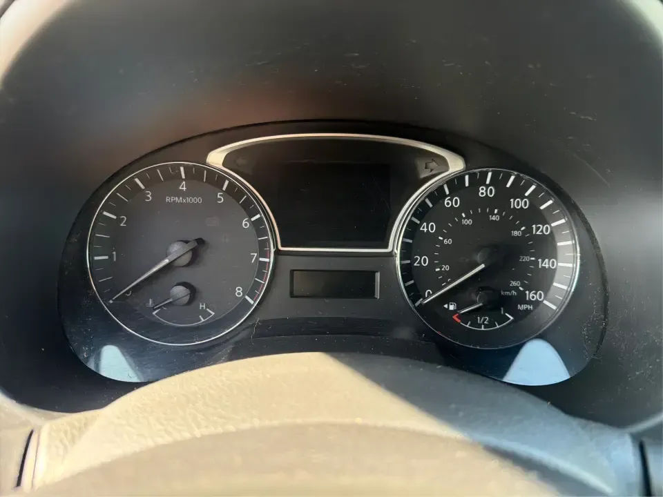 2015 Nissan Altima 2.5 SV (1N4AL3AP9FC) with an 2.5L I-4 DOHC engine, Continuously Variable Transmission transmission, located at 4508 South Dixie Dr, Moraine, OH, 45439, (937) 908-9800, 39.689976, -84.218452 - Picture your next week going smoother: an easy I-75 commute, a comfortable school drop-off run, and a Friday night dinner in Dayton's Oregon District-all in a sedan that feels refined, efficient, and ready to rack up miles without racking up stress. This 2015 Nissan Altima 2.5 SV in sleek Gun Metall - Photo#15