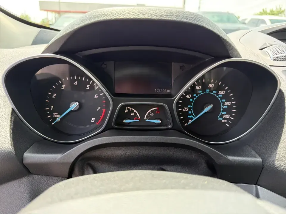 2015 Ford Escape SE (1FMCU9G98FU) with an 2.0L L4 DOHC 16V engine, 6-Speed Automatic transmission, located at 1099 N County Rd 25A , Troy, OH, 45373, (937) 908-9800, 40.057079, -84.212883 - Weekday commutes down I75, school drop-offs around Troy City Schools, and spontaneous weekend trips to Charleston Falls Preserve all get easier when you have an SUV that's the right size, the right power, and the right fit for your budget. This 2015 Ford Escape SE in Ingot Silver is built for real-l - Photo#15