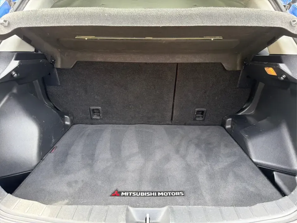 2019 Mitsubishi Outlander 2.0 LE (JA4AP3AU9KU) with an 2L I-4 DOHC engine, 5M transmission, located at 1099 N County Rd 25A , Troy, OH, 45373, (937) 908-9800, 40.057079, -84.212883 - Picture your next week going smoother: school drop-offs, grocery runs, and an easy Friday escape up I75 or over to the Miami County Fairgrounds-without stressing about space, comfort, or unpredictable Ohio weather. This 2019 Mitsubishi Outlander 2.0 LE in striking Octane Blue Metallic is the kind of - Photo#12