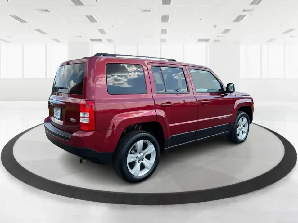2016 Jeep Patriot Latitude (1C4NJRFB0GD) with an 2.4L I-4 DOHC engine, located at 8750 N County Rd 25A, Piqua, OH, 45356, (937) 908-9800, 40.164391, -84.232513 - Weekend escapes to Indian Lake, snowy morning commutes up I75, or everyday school-and-grocery runs around Miami County-this 2016 Jeep Patriot Latitude is built for the kind of Ohio life that doesn't slow down when the weather turns. With confident 4WD/AWD capability and SUV practicality, it's a smar - Photo#2