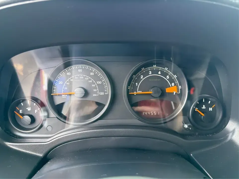 2016 Jeep Patriot Latitude (1C4NJRFB0GD) with an 2.4L I-4 DOHC engine, located at 8750 N County Rd 25A, Piqua, OH, 45356, (937) 908-9800, 40.164391, -84.232513 - Weekend escapes to Indian Lake, snowy morning commutes up I75, or everyday school-and-grocery runs around Miami County-this 2016 Jeep Patriot Latitude is built for the kind of Ohio life that doesn't slow down when the weather turns. With confident 4WD/AWD capability and SUV practicality, it's a smar - Photo#15