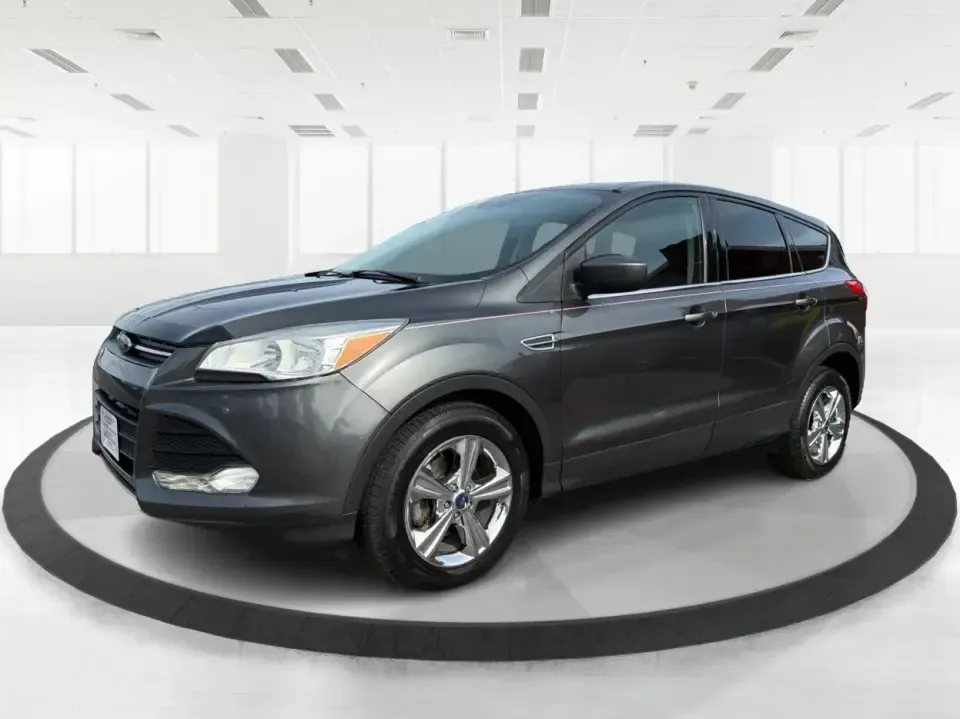 2016 Ford Escape SE (1FMCU0G75GU) with an 2.5L L4 DOHC 16V engine, 6-Speed Automatic transmission, located at 1099 N County Rd 25A , Troy, OH, 45373, (937) 908-9800, 40.057079, -84.212883 - Whether you're juggling school drop-offs, commuting up I75, or planning a weekend run to the Miami County Fairgrounds, this 2016 Ford Escape SE is the kind of practical SUV that fits real-life Troy, Ohio routines. With a versatile cabin, confident road manners, and easy-to-live-with features, it's a - Photo#8