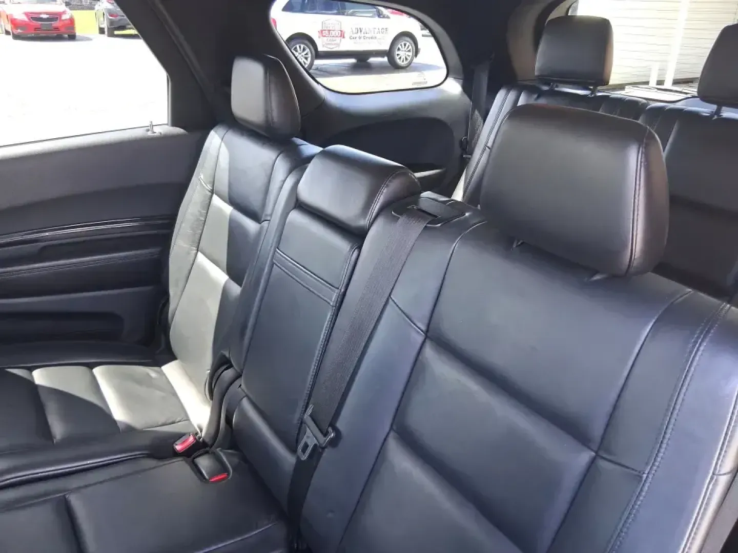 2015 Dodge Durango Limited (1C4RDJDG7FC) with an 3.6L V6 DOHC 24V engine, 8-Speed Automatic transmission, located at 880 E. National Road, Vandalia, OH, 45377, (937) 908-9800, 39.891918, -84.183594 - Pack up the kids, load the cargo, and point the nose toward your next weekend getaway-this 2015 Dodge Durango Limited is built for real life in West Central Ohio. Whether you're shuttling a growing family to practice, commuting up I75, or planning a road trip to Indian Lake, the Durango delivers the - Photo#10