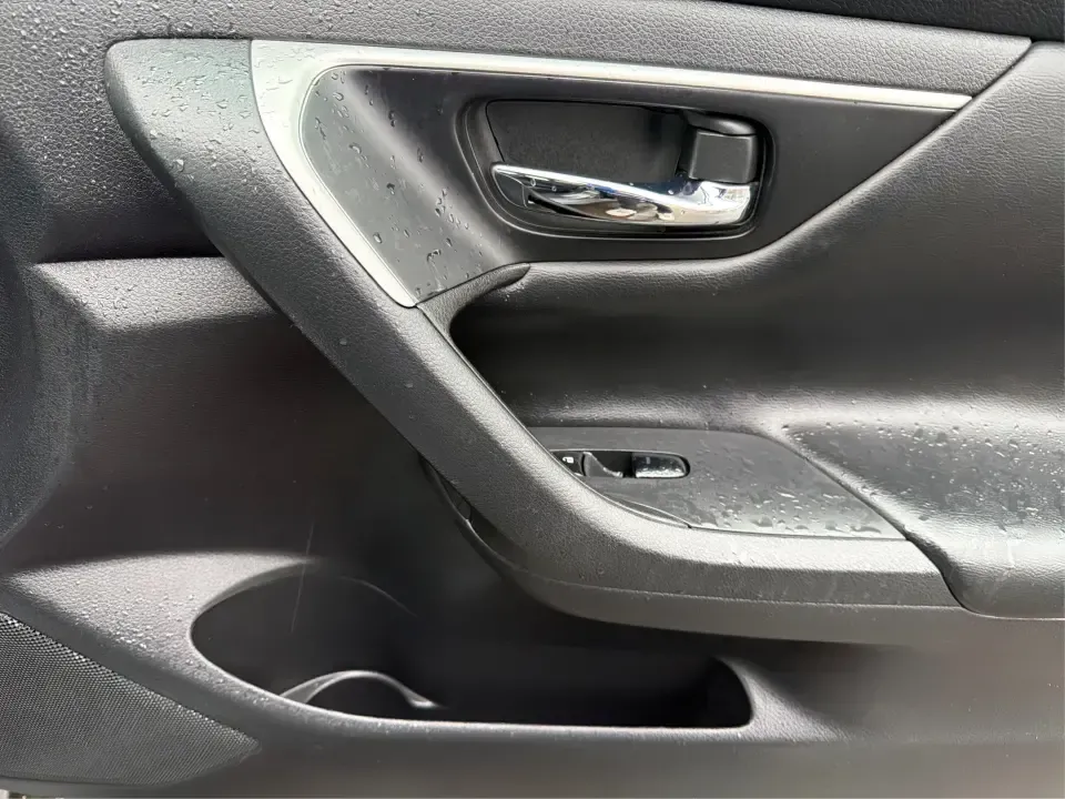 2017 Nissan Altima 2.5 S (1N4AL3AP8HC) with an 2.5L I-4 DOHC engine, CVT transmission, located at 880 E. National Road, Vandalia, OH, 45377, (937) 908-9800, 39.891918, -84.183594 - Need a reliable commuter that's comfortable for I75 runs, quick errands around town, and the occasional weekend getaway to the Dayton Art Institute or Riverscape MetroPark? This 2017 Nissan Altima 2.5 S in Gun Metallic is a smart, practical sedan that fits real life in Vandalia-smooth on longer driv - Photo#19