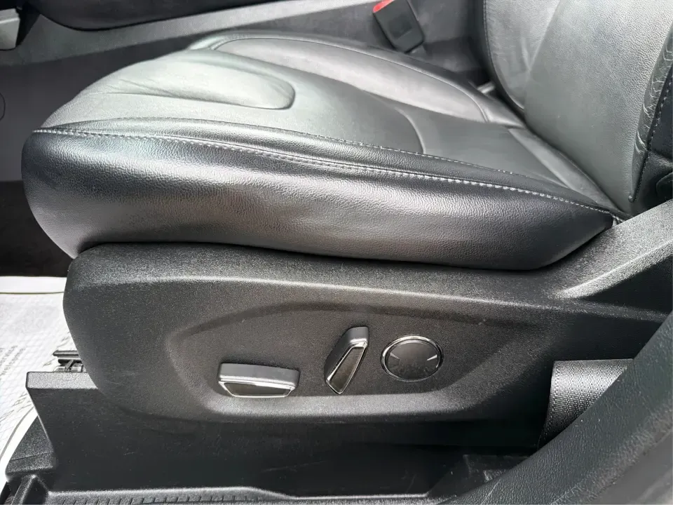 2018 Ford Edge Titanium (2FMPK4K82JB) with an 3.5L V6 DOHC 24V engine, 6A transmission, located at 1951 S Dayton Lakeview Rd., New Carlisle, OH, 45344, (937) 908-9800, 39.890999, -84.050255 - Need one SUV that can handle Ohio weather, keep the family comfortable, and still feel upscale for your daily commute? This 2018 Ford Edge Titanium in Shadow Black is built for real life-school runs, I-75 commuting, and weekend getaways to places like Charleston Falls Preserve-while giving you the p - Photo#18