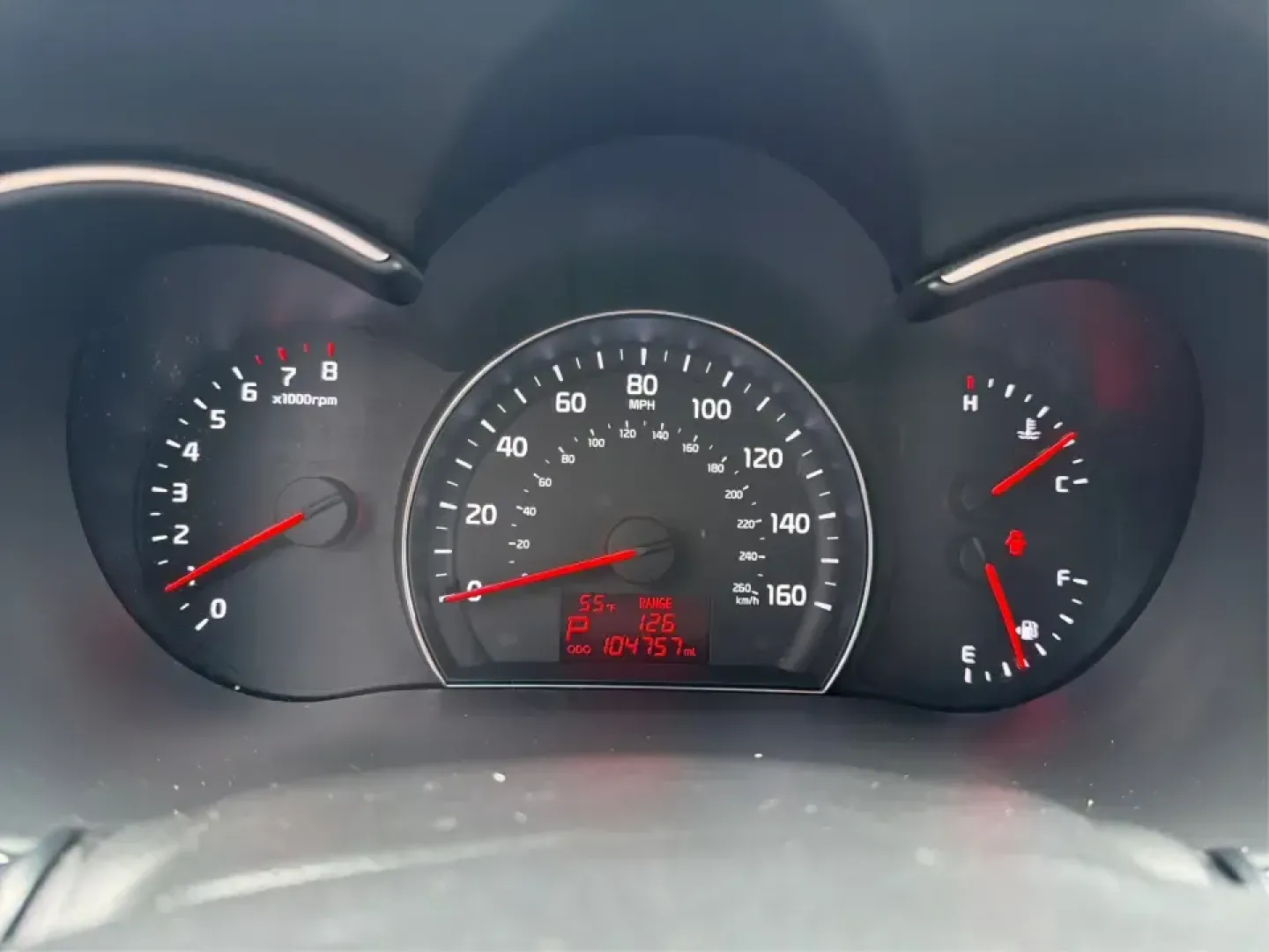 2015 Kia Sorento LX (5XYKTCA61FG) with an 2.4L I-4 gasoline direct injection engine, 6-Speed Automatic transmission, located at 880 E. National Road, Vandalia, OH, 45377, (937) 908-9800, 39.891918, -84.183594 - Need one SUV that can handle school drop-offs, grocery runs, and a weekend escape out toward the metro parks without feeling like a compromise? This 2015 Kia Sorento LX in Titanium Silver is a smart, practical choice for drivers in Vandalia, OH who want everyday comfort, confident traction, and fami - Photo#15