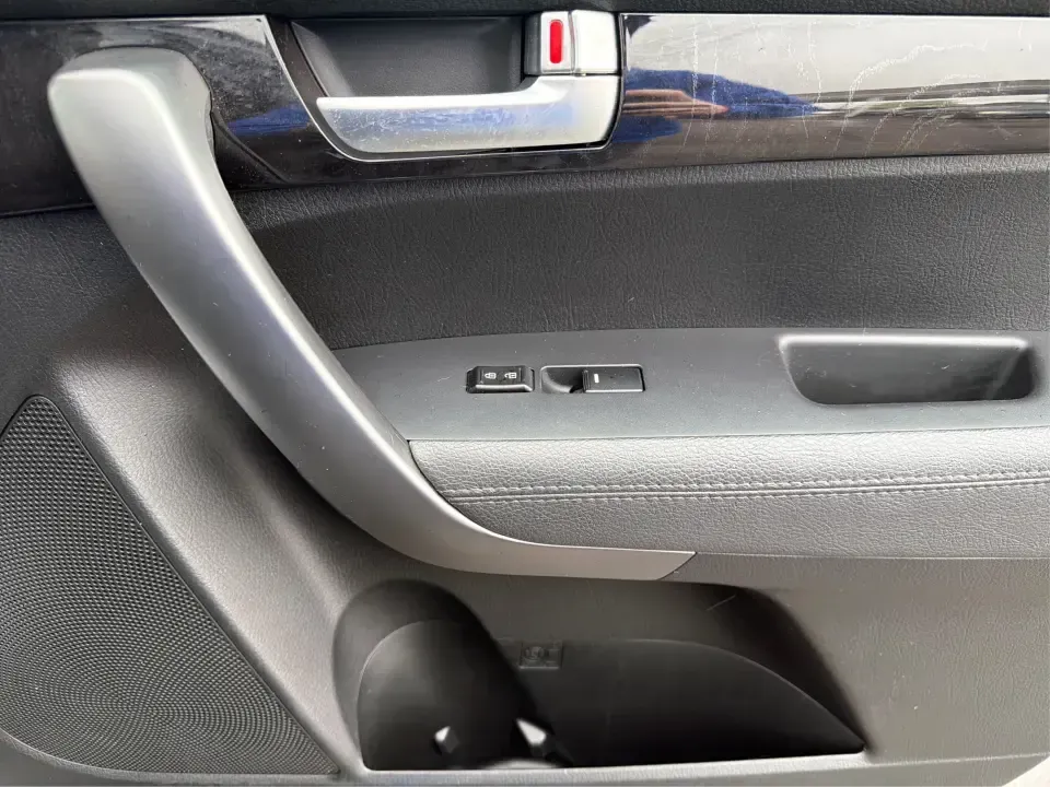 2015 Kia Sorento LX (5XYKTCA61FG) with an 2.4L I-4 gasoline direct injection engine, 6-Speed Automatic transmission, located at 880 E. National Road, Vandalia, OH, 45377, (937) 908-9800, 39.891918, -84.183594 - Need one SUV that can handle school drop-offs, grocery runs, and a weekend escape out toward the metro parks without feeling like a compromise? This 2015 Kia Sorento LX in Titanium Silver is a smart, practical choice for drivers in Vandalia, OH who want everyday comfort, confident traction, and fami - Photo#18