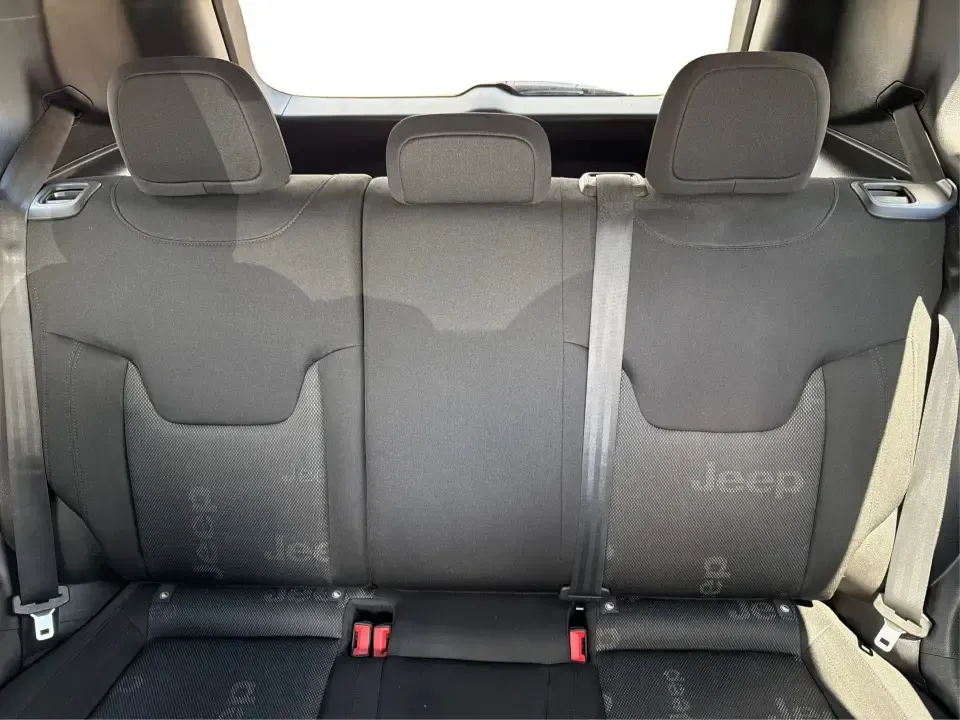 2017 Jeep Renegade Latitude 4x4 (ZACCJBBB7HP) with an 2.4L L4 DOHC 16V engine, 6M transmission, located at 1099 N County Rd 25A , Troy, OH, 45373, (937) 908-9800, 40.057079, -84.212883 - Escape the everyday grind and make your commute, school runs, and weekend getaways feel like a mini adventure in this 2017 Jeep Renegade Latitude 4x4-an ideal crossover for drivers who want confident traction for Ohio weather without giving up easy parking and city-friendly size. Finished in sleek B - Photo#14