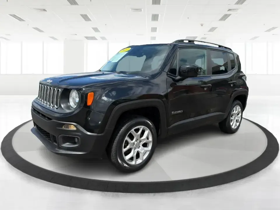 2017 Jeep Renegade Latitude 4WD (ZACCJBBB7HP) with an 2.4L L4 DOHC 16V engine, 6M transmission, located at 1951 S Dayton Lakeview Rd., New Carlisle, OH, 45344, (937) 908-9800, 39.890999, -84.050255 - Weekend getaways to John Bryan State Park, snowy school runs, and everyday commuting down I70 or Route 235 feel a lot easier when you've got a compact SUV that's comfortable, capable, and efficient. This 2017 Jeep Renegade Latitude 4WD is a great fit for drivers who want the higher seating position- Photo#8