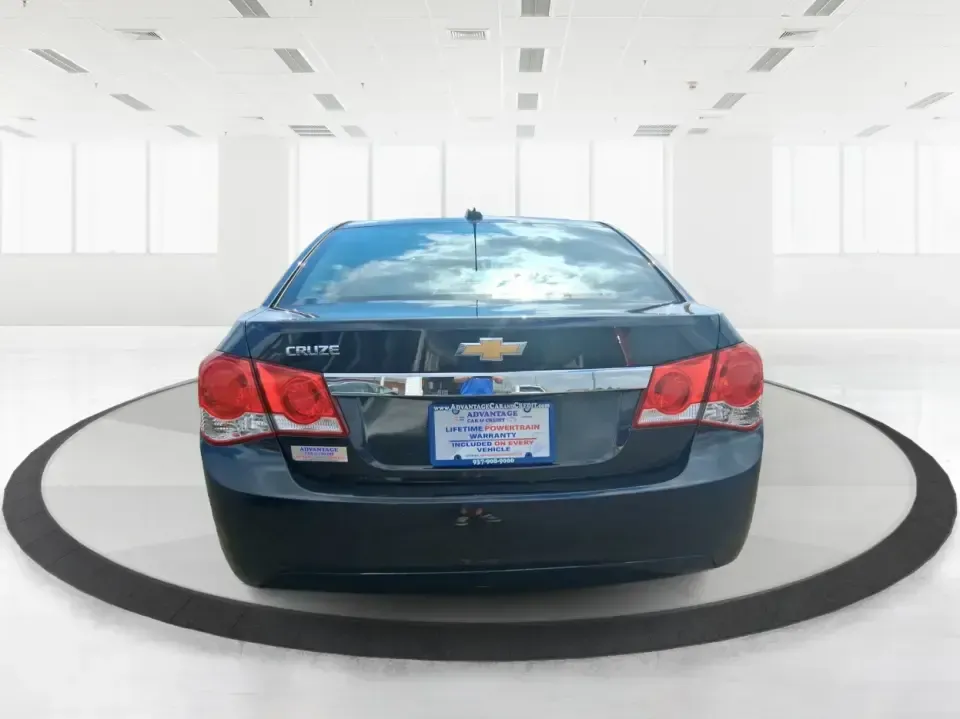2016 Chevrolet Cruze Limited LS Auto (1G1PC5SH3G7) with an ECOTEC 1.8L I-4 DOHC engine, 6A transmission, located at 4508 South Dixie Dr, Moraine, OH, 45439, (937) 908-9800, 39.689976, -84.218452 - Need a dependable commuter that won't drain your budget, yet still feels comfortable for everyday life in the Miami Valley? This **2016 Chevrolet Cruze Limited LS Auto** is a smart pick for students, first-time buyers, and busy families who want an easy-to-park sedan for errands, work, and weekend p - Photo#3