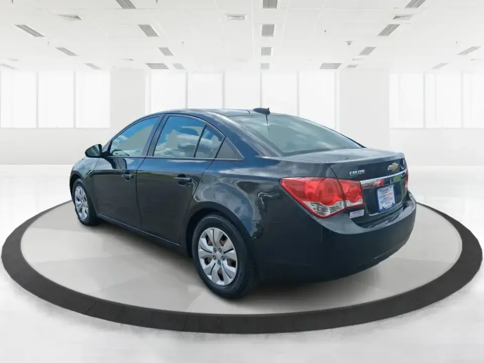 2016 Chevrolet Cruze Limited LS Auto (1G1PC5SH3G7) with an ECOTEC 1.8L I-4 DOHC engine, 6A transmission, located at 4508 South Dixie Dr, Moraine, OH, 45439, (937) 908-9800, 39.689976, -84.218452 - Need a dependable commuter that won't drain your budget, yet still feels comfortable for everyday life in the Miami Valley? This **2016 Chevrolet Cruze Limited LS Auto** is a smart pick for students, first-time buyers, and busy families who want an easy-to-park sedan for errands, work, and weekend p - Photo#4