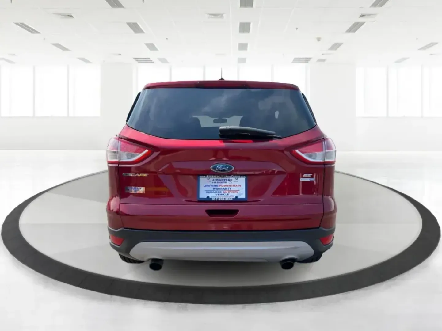 2014 Ford Escape SE (1FMCU9G9XEU) with an 2.0L L4 DOHC 16V engine, 6-Speed Automatic transmission, located at 4508 South Dixie Dr, Moraine, OH, 45439, (937) 908-9800, 39.689976, -84.218452 - Picture your next Ohio weekend: the kids loaded up for a day at Carillon Historical Park, a cooler in back for a picnic at Cox Arboretum, or a quick escape down I75 for a last-minute road trip-without worrying about whether your SUV can handle rain, slush, or a fully packed cargo area. This 2014 For - Photo#3