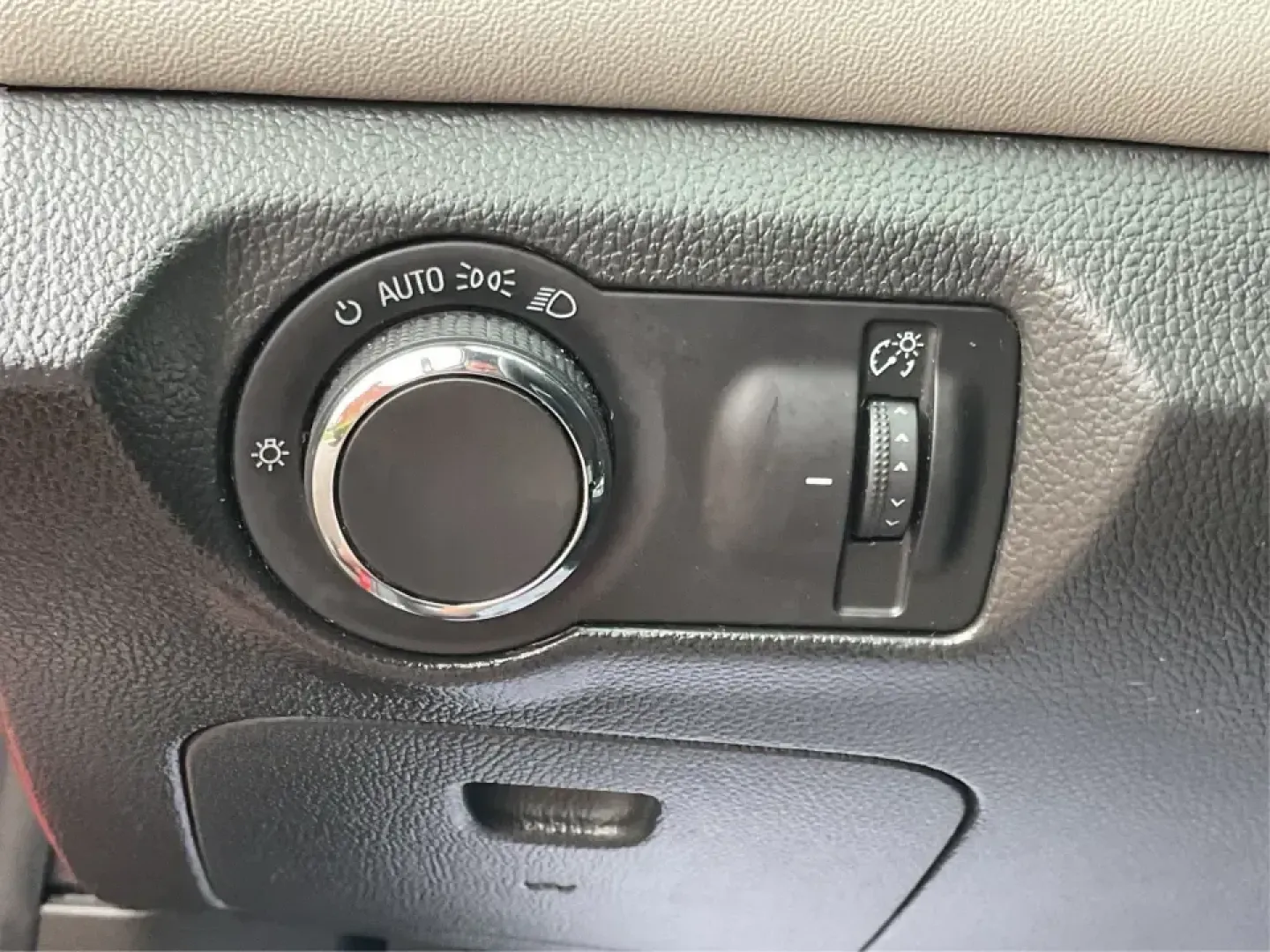 2016 Chevrolet Cruze (1G1PC5SH5G7) with an Other engine, located at 1230 East Main St, Xenia, OH, 45385, (937) 908-9800, 39.688026, -83.910172 - **Rev Up Your Commute with the 2016 Chevrolet Cruze Limited LS Perfect for Everyday Adventures!**<br /> <br /> Are you searching for a reliable vehicle that won't just get you from point A to point B but will also elevate your daily travel experience? Look no further than the stunning 2016 Chevrole - Photo#17