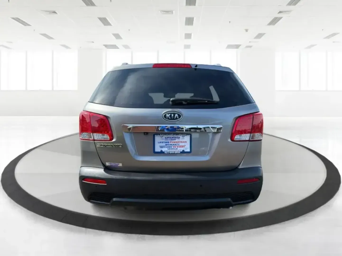 2012 Kia Sorento LX (5XYKT3A64CG) with an 2.4L I-4 gasoline direct injection engine, 6-Speed Automatic transmission, located at 401 Woodman Dr, Riverside, OH, 45431, (937) 908-9800, 39.760899, -84.123421 - Picture your next week going smoother: school drop-offs, the daily commute, grocery runs, and a last-minute weekend road trip-all in one comfortable SUV that fits real life without feeling like a compromise. This 2012 Kia Sorento LX in Satin Metal is the kind of practical, do-it-all sport utility th - Photo#3