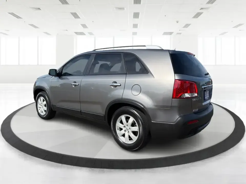 2012 Kia Sorento LX (5XYKT3A64CG) with an 2.4L I-4 gasoline direct injection engine, 6-Speed Automatic transmission, located at 401 Woodman Dr, Riverside, OH, 45431, (937) 908-9800, 39.760899, -84.123421 - Picture your next week going smoother: school drop-offs, the daily commute, grocery runs, and a last-minute weekend road trip-all in one comfortable SUV that fits real life without feeling like a compromise. This 2012 Kia Sorento LX in Satin Metal is the kind of practical, do-it-all sport utility th - Photo#4