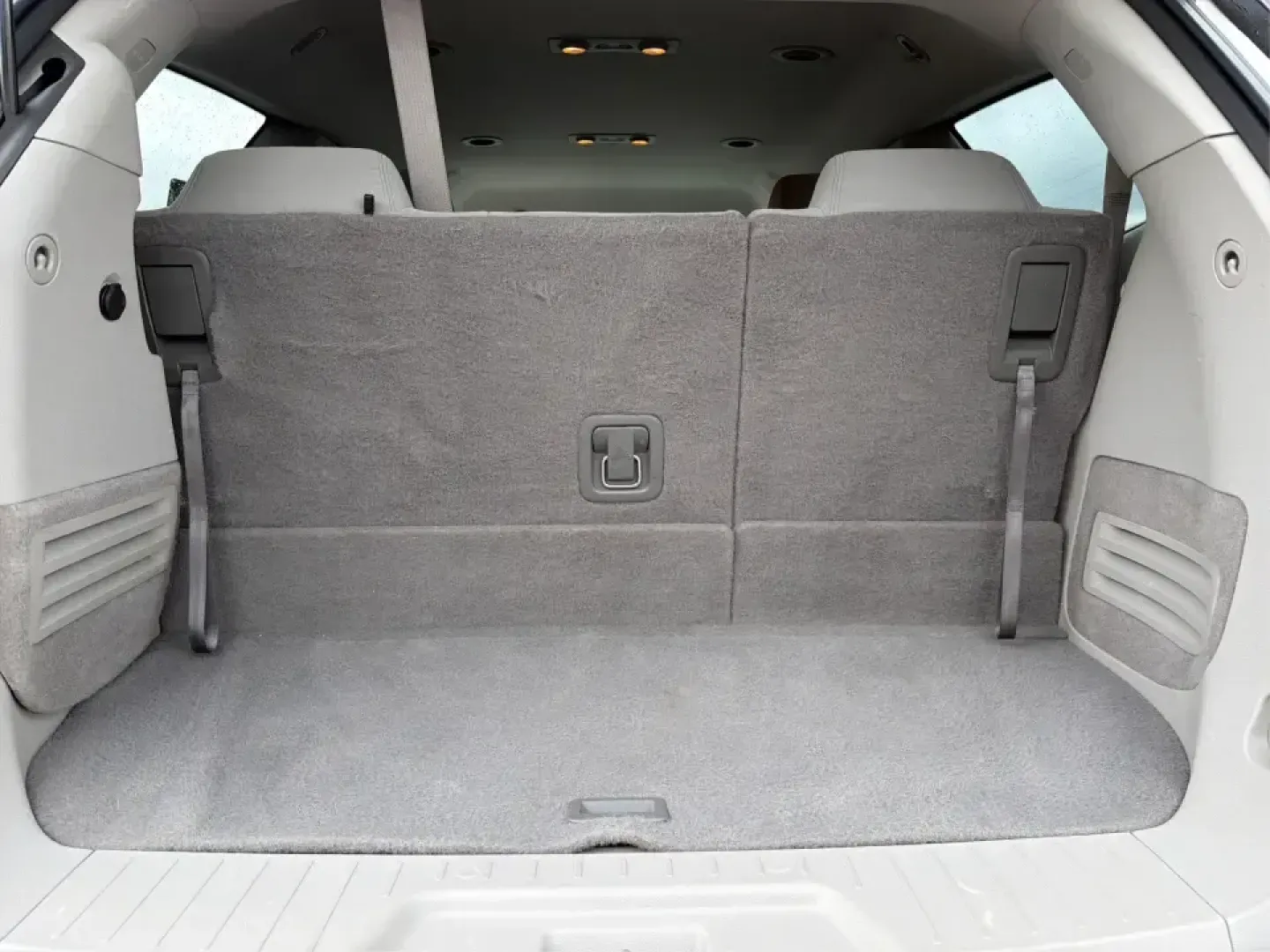 2015 Buick Enclave Convenience (5GAKRAKD6FJ) with an 3.6L V-6 gasoline direct injection engine, 6-Speed Automatic Overdrive transmission, located at 1230 East Main St, Xenia, OH, 45385, (937) 908-9800, 39.688026, -83.910172 - Road-trip weekends, school drop-offs, and stress-free grocery runs get a whole lot easier in a 3-row SUV that's built to keep everyone comfortable. This **2015 Buick Enclave Convenience** in **White Opal** is a smart pick for **growing families**, **busy commuters**, and **budget-conscious buyers** - Photo#12