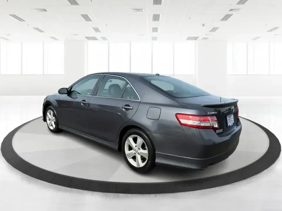 2011 Toyota Camry SE V6 (4T1BK3EK9BU) with an 3.5L V-6 DOHC engine, 6-Speed Automatic transmission, located at 4508 South Dixie Dr, Moraine, OH, 45439, (937) 908-9800, 39.689976, -84.218452 - Need a commuter that can eat up I75 miles all week, then still feel sporty for a Saturday drive past the Great Miami River or out toward the Miami Valley? This 2011 Toyota Camry SE V6 is the kind of practical-yet-fun sedan that fits real life in Piqua-reliable for work runs, comfortable for family e - Photo#4