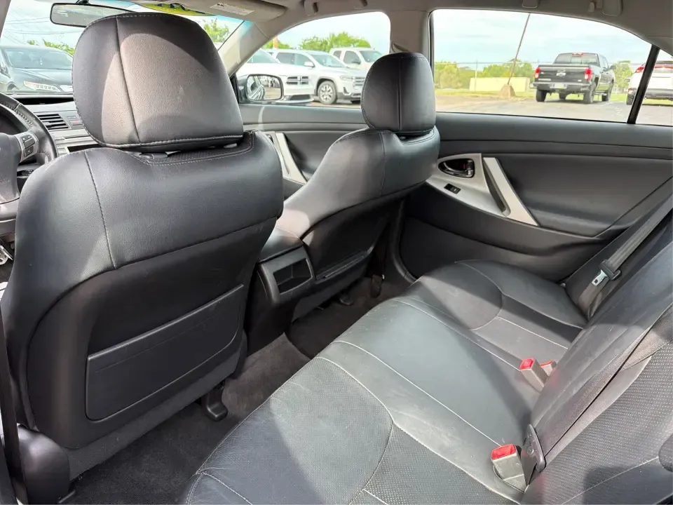 2011 Toyota Camry SE V6 (4T1BK3EK9BU) with an 3.5L V-6 DOHC engine, 6-Speed Automatic transmission, located at 4508 South Dixie Dr, Moraine, OH, 45439, (937) 908-9800, 39.689976, -84.218452 - Need a commuter that can eat up I75 miles all week, then still feel sporty for a Saturday drive past the Great Miami River or out toward the Miami Valley? This 2011 Toyota Camry SE V6 is the kind of practical-yet-fun sedan that fits real life in Piqua-reliable for work runs, comfortable for family e - Photo#10