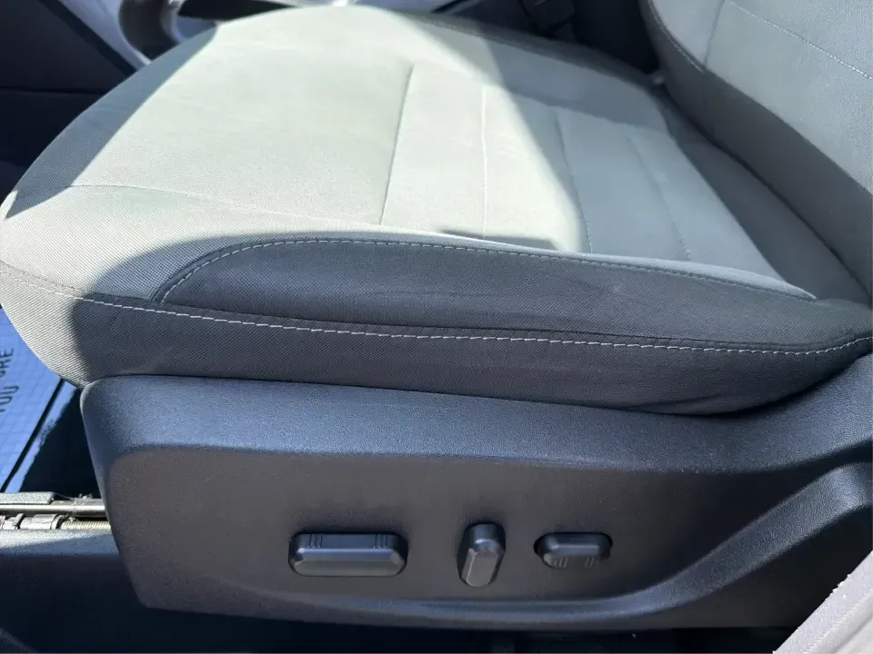 2016 Ford Escape SE (1FMCU0G77GU) with an 2.5L L4 DOHC 16V engine, 6-Speed Automatic transmission, located at 4508 South Dixie Dr, Moraine, OH, 45439, (937) 908-9800, 39.689976, -84.218452 - Whether you're commuting up and down South Dixie Drive, running errands between Moraine and Dayton, or packing up for a weekend getaway, this 2016 Ford Escape SE is the kind of practical SUV that fits real life. It's easy to park, comfortable for daily driving, and versatile enough for everything fr - Photo#18