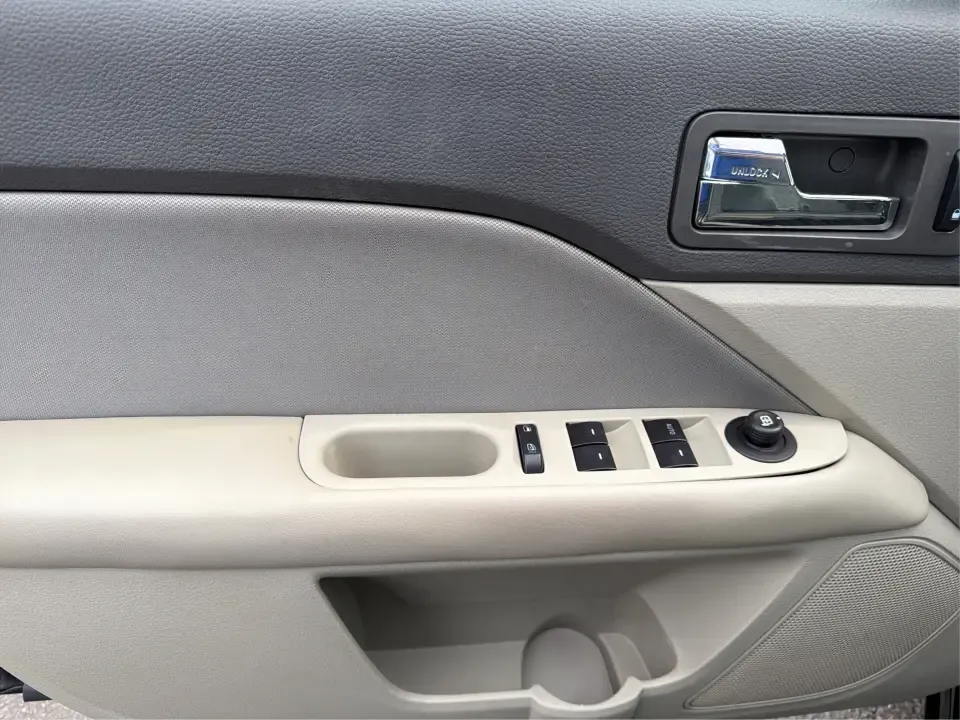 2012 Ford Fusion S (3FAHP0GA3CR) with an 2.5L I-4 DOHC engine, located at 1099 N County Rd 25A , Troy, OH, 45373, (937) 908-9800, 40.057079, -84.212883 - Need a dependable, budget-friendly sedan that can handle the weekday grind and still feel comfortable for weekend errands or a quick road trip to Dayton? This 2012 Ford Fusion S in sleek Tuxedo Black is a smart pick for commuters, first-time buyers, and growing families who want practical transporta - Photo#18