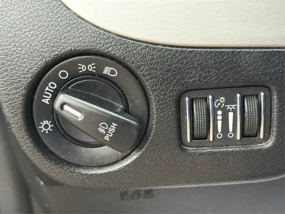 2017 Dodge Grand Caravan GT (2C4RDGEGXHR) with an Pentastar 3.6L V-6 DOHC engine, 6A transmission, located at 8750 N County Rd 25A, Piqua, OH, 45356, (937) 908-9800, 40.164391, -84.232513 - Picture the next family road trip, school drop-off line, or weekend tournament run-everyone comfortable, gear loaded, and the drive feeling easy. This 2017 Dodge Grand Caravan GT is built for real life in West Central Ohio, giving growing families and busy commuters the space, flexibility, and every - Photo#17
