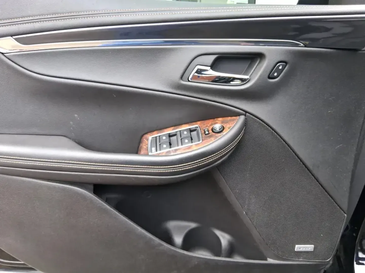 2014 Chevrolet Impala 2LT (1G1125S3XEU) with an 3.6L V-6 gasoline direct injection engine, 6-Speed Automatic transmission, located at 401 Woodman Dr, Riverside, OH, 45431, (937) 908-9800, 39.760899, -84.123421 - Need a comfortable, confidence-inspiring sedan for daily commutes between Piqua and Dayton, school drop-offs, and weekend road trips up I75? This 2014 Chevrolet Impala 2LT delivers the kind of quiet ride, strong V6 power, and upscale features that make every mile feel easier-whether you're cruising - Photo#18