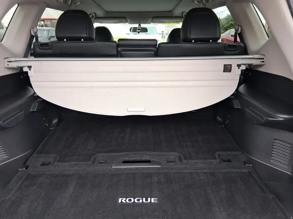 2016 Nissan Rogue SL (5N1AT2MV7GC) with an 2.5L I-4 DOHC engine, CVT transmission, located at 1230 East Main St, Xenia, OH, 45385, (937) 908-9800, 39.688026, -83.910172 - Picture your next Ohio weekend: packing up for John Bryan State Park, cruising out toward Clifton Gorge, or simply making the school run and the daily commute down US-35 feel easier and more comfortable. This 2016 Nissan Rogue SL in eye-catching Cayenne Red is the kind of practical, do-it-all SUV th - Photo#12