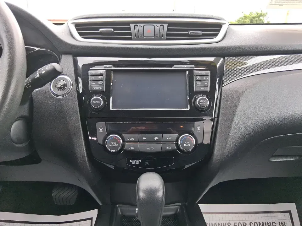 2016 Nissan Rogue SL (5N1AT2MV7GC) with an 2.5L I-4 DOHC engine, CVT transmission, located at 1230 East Main St, Xenia, OH, 45385, (937) 908-9800, 39.688026, -83.910172 - Picture your next Ohio weekend: packing up for John Bryan State Park, cruising out toward Clifton Gorge, or simply making the school run and the daily commute down US-35 feel easier and more comfortable. This 2016 Nissan Rogue SL in eye-catching Cayenne Red is the kind of practical, do-it-all SUV th - Photo#13