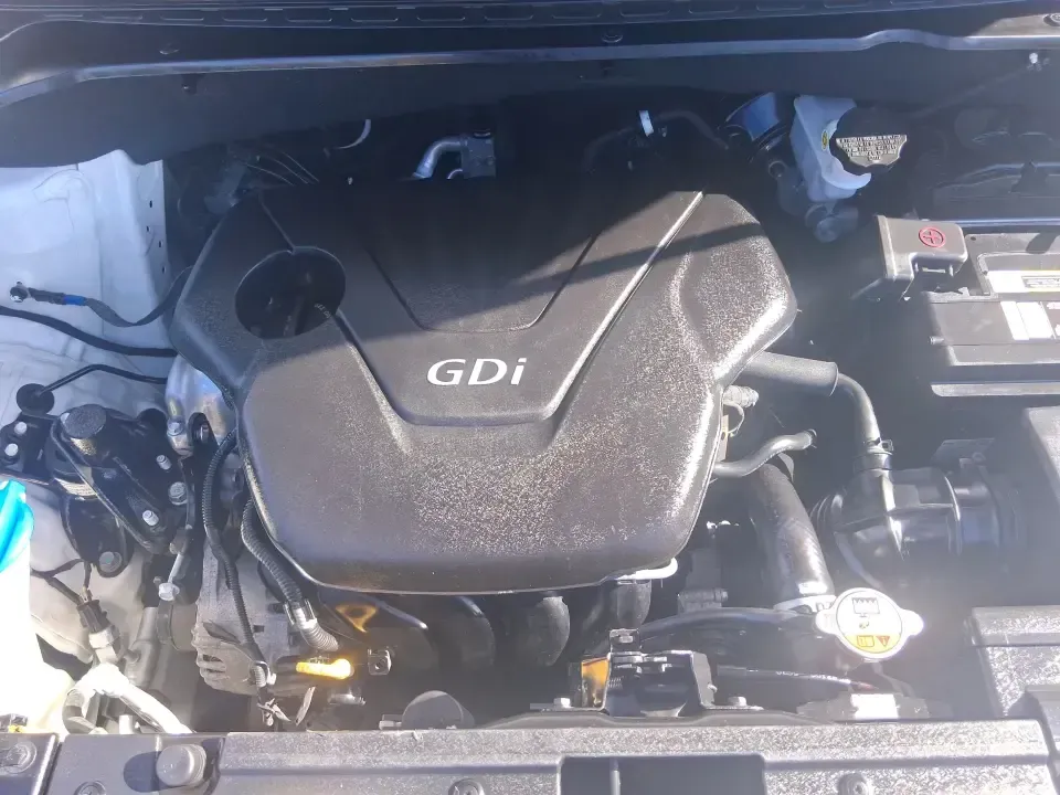 2015 Kia Soul Base (KNDJN2A28F7) with an 1.6L L4 DOHC 16V engine, located at 1099 N County Rd 25A , Troy, OH, 45373, (937) 908-9800, 40.057079, -84.212883 - Whether you're commuting down I-75, running errands between Troy neighborhoods, or packing up for a weekend escape to Charleston Falls Preserve, this 2015 Kia Soul is the kind of practical, personality-packed ride that fits real life. With its easy-to-park wagon shape, versatile cargo space, and fue - Photo#11