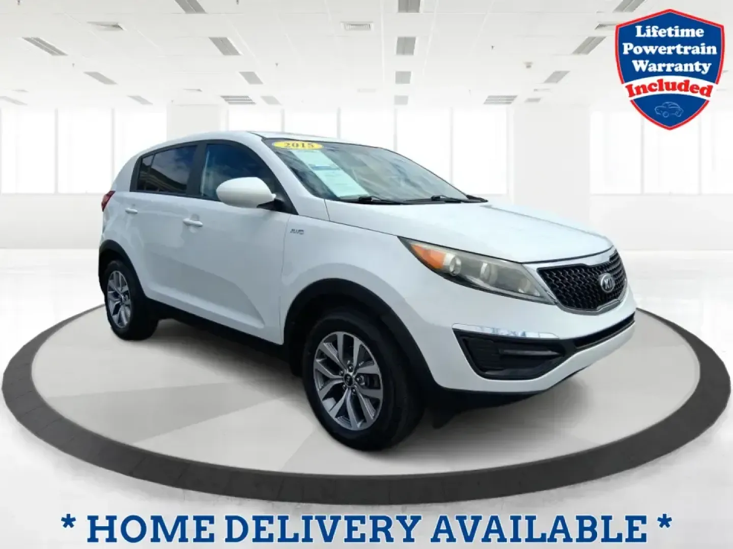 2015 Kia Sportage LX (KNDPBCAC2F7) with an 2.4L V6 DOHC 24V engine, 6-Speed Automatic transmission, located at 1184 Kauffman Ave, Fairborn, OH, 45324, (937) 908-9800, 39.807072, -84.030914 - Ready for weekend getaways at Caesar Creek, snowy commutes up I675, or everyday school-and-grocery runs around Fairborn and Beavercreek, this 2015 Kia Sportage LX is the kind of practical crossover that fits real life. With confident AWD/4WD capability, a comfortable cabin, and versatile cargo space - Photo#0