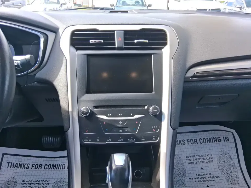 2014 Ford Fusion SE (3FA6P0HD8ER) with an 1.5L L4 DOHC 16V engine, located at 1099 N County Rd 25A , Troy, OH, 45373, (937) 908-9800, 40.057079, -84.212883 - Need a dependable commuter that still feels comfortable for date night in Beavercreek, errands around Xenia Station, and weekend drives out toward Caesars Creek? This 2014 Ford Fusion SE is the kind of smart, budget-friendly sedan that fits real life-easy to park downtown, smooth on longer stretches - Photo#13