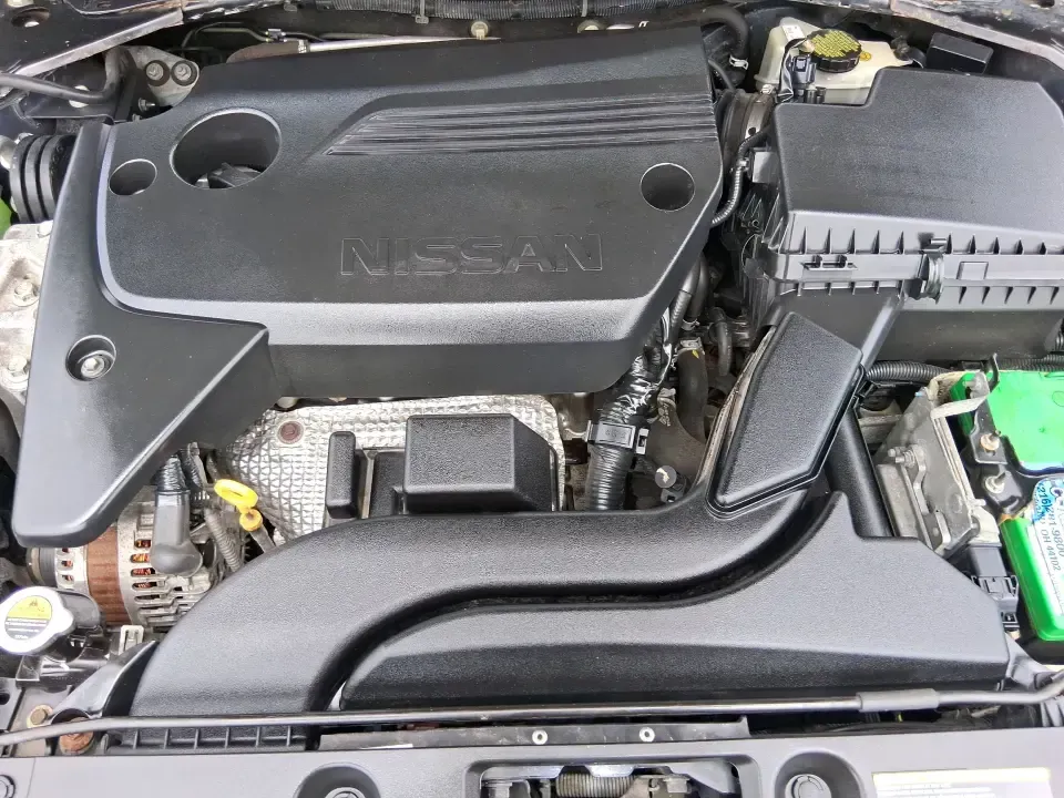 2017 Nissan Altima 2.5 SV (1N4AL3AP3HC) with an 2.5L I-4 DOHC engine, CVT transmission, located at 8750 N County Rd 25A, Piqua, OH, 45356, (937) 908-9800, 40.164391, -84.232513 - Need a reliable sedan for the daily commute up and down I75, quick school drop-offs, and comfortable weekend trips to Dayton or along the Great Miami River? This 2017 Nissan Altima 2.5 SV in Storm Blue is a smart, budget-friendly choice that delivers the space and comfort families and commuters want - Photo#11