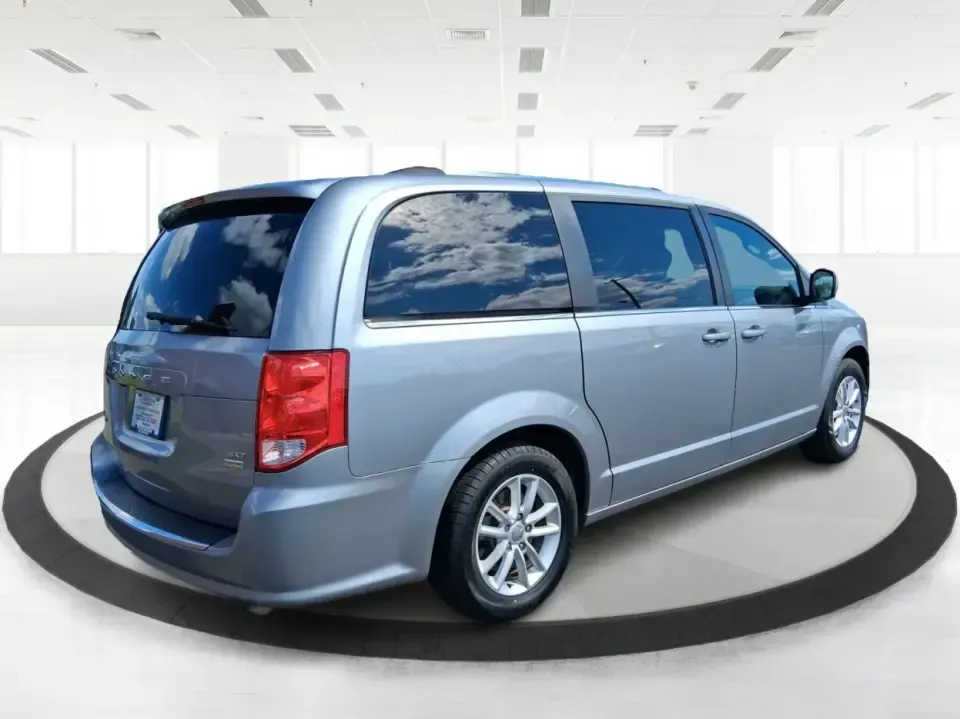 2018 Dodge Grand Caravan SXT (2C4RDGCG5JR) with an Pentastar 3.6L V-6 DOHC engine, 6A transmission, located at 880 E. National Road, Vandalia, OH, 45377, (937) 908-9800, 39.891918, -84.183594 - Load up the kids, the groceries, and the weekend plans-this 2018 Dodge Grand Caravan SXT is built for real life in the Miami Valley. Whether you're shuttling to practice, commuting to Dayton, or packing up for a road trip out I75, a versatile passenger van like this makes everyday logistics feel sim - Photo#2