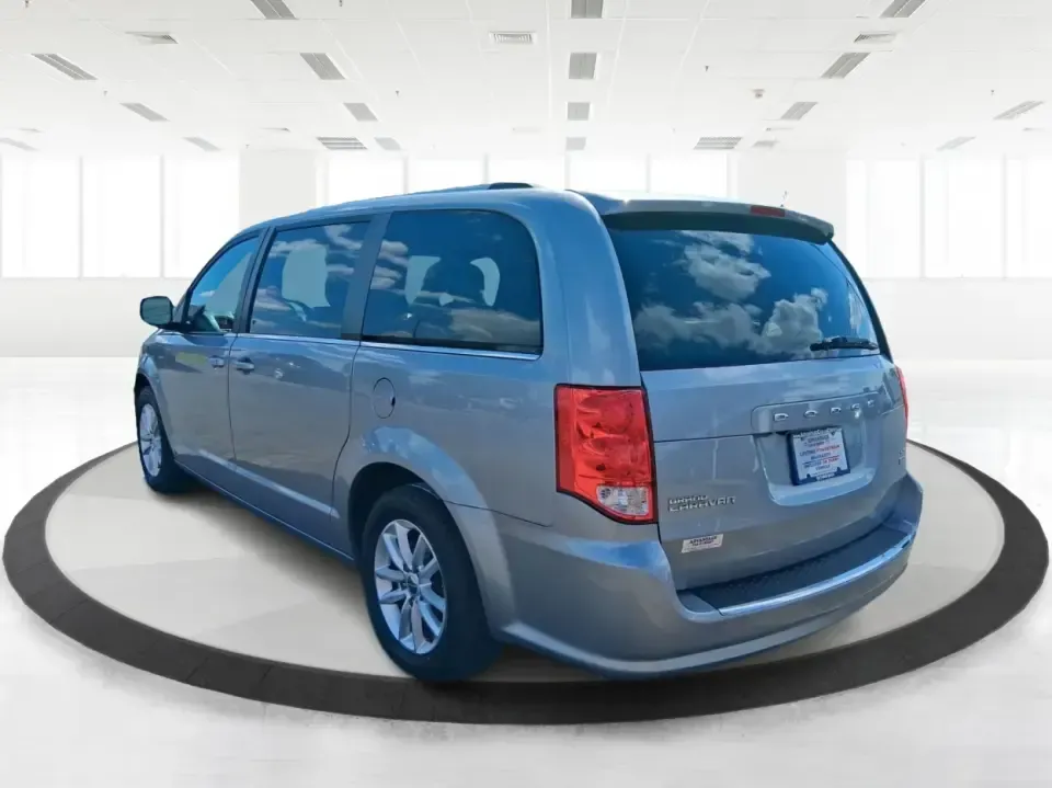 2018 Dodge Grand Caravan SXT (2C4RDGCG5JR) with an Pentastar 3.6L V-6 DOHC engine, 6A transmission, located at 880 E. National Road, Vandalia, OH, 45377, (937) 908-9800, 39.891918, -84.183594 - Load up the kids, the groceries, and the weekend plans-this 2018 Dodge Grand Caravan SXT is built for real life in the Miami Valley. Whether you're shuttling to practice, commuting to Dayton, or packing up for a road trip out I75, a versatile passenger van like this makes everyday logistics feel sim - Photo#4