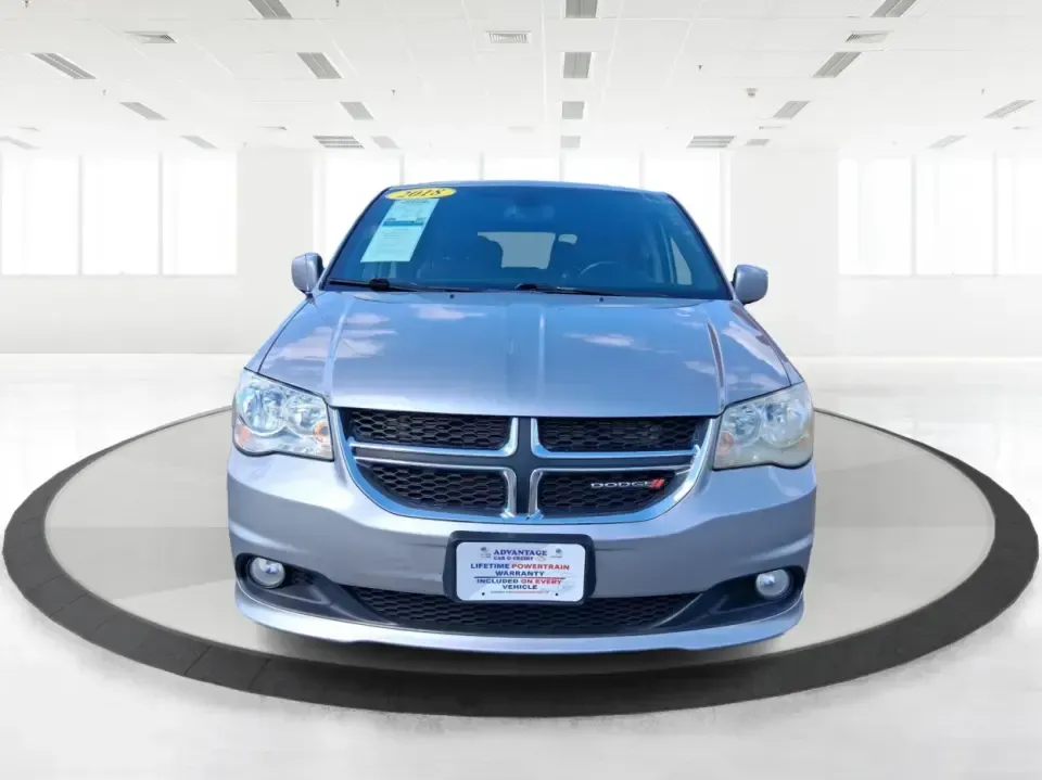 2018 Dodge Grand Caravan SXT (2C4RDGCG5JR) with an Pentastar 3.6L V-6 DOHC engine, 6A transmission, located at 880 E. National Road, Vandalia, OH, 45377, (937) 908-9800, 39.891918, -84.183594 - Load up the kids, the groceries, and the weekend plans-this 2018 Dodge Grand Caravan SXT is built for real life in the Miami Valley. Whether you're shuttling to practice, commuting to Dayton, or packing up for a road trip out I75, a versatile passenger van like this makes everyday logistics feel sim - Photo#7